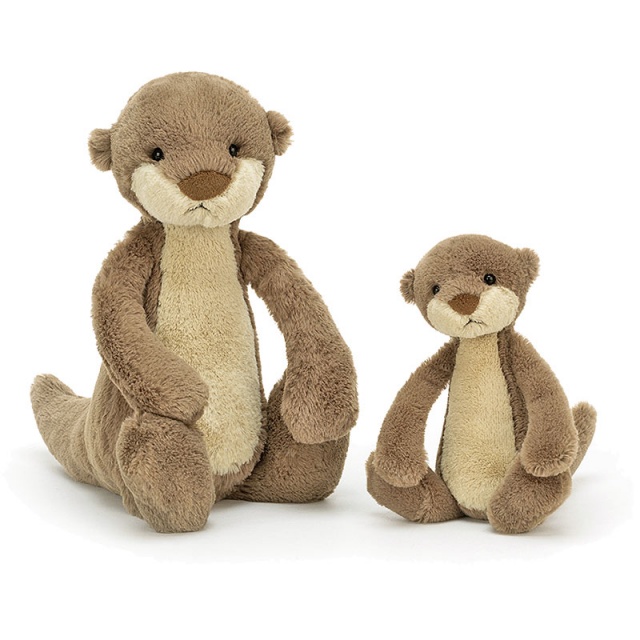 Bashful Otter (Medium)