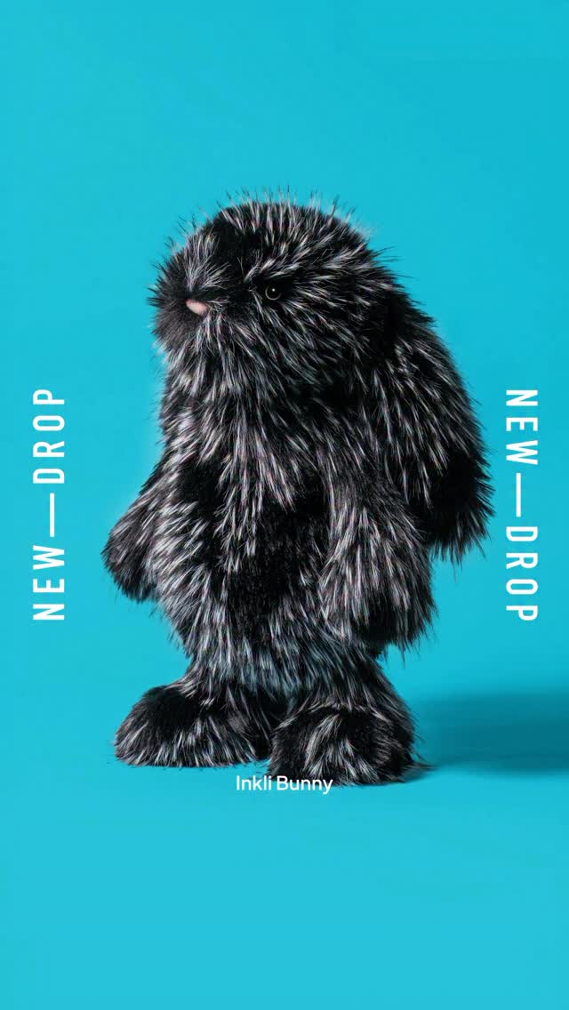 Introducing our bold icon, Inkli Bunny! 🐰🖤

Available now at Selfridges London, Trafford Centre, Birmingham, Manchester Exchange and online ✨

#jellycat 
#inklibunny 
#jellycatlondon